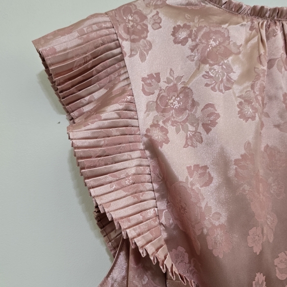 CITY‎ CHIC ophelia Tea Rose Pleated Satin Floral Elegant Blouse XXL Pink - Picture 10 of 16